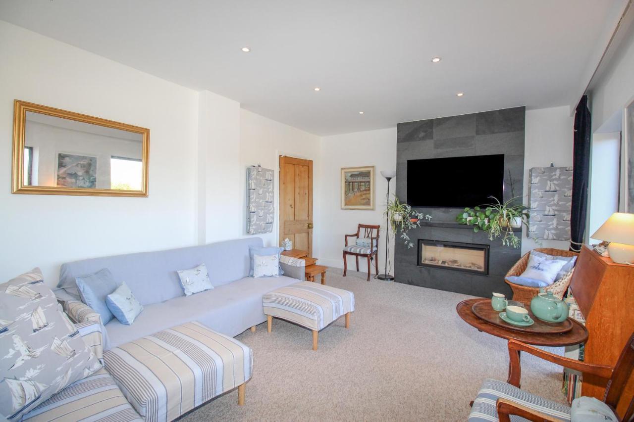 Bay View Villa Суонидж Екстериор снимка